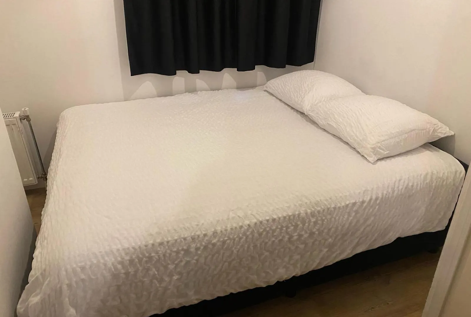 Rotterdam Inn 0*,