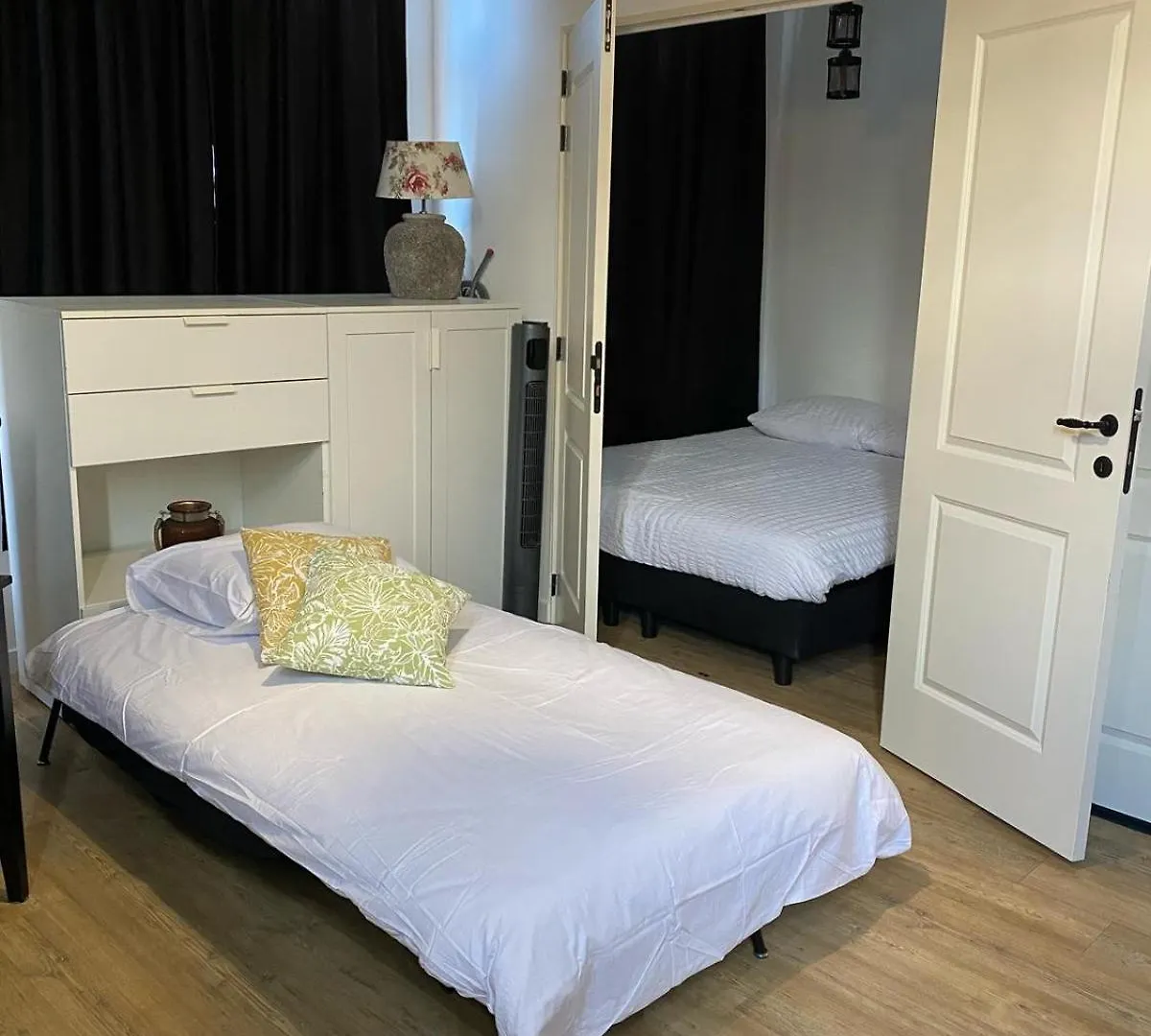 Rotterdam Inn アパートホテル